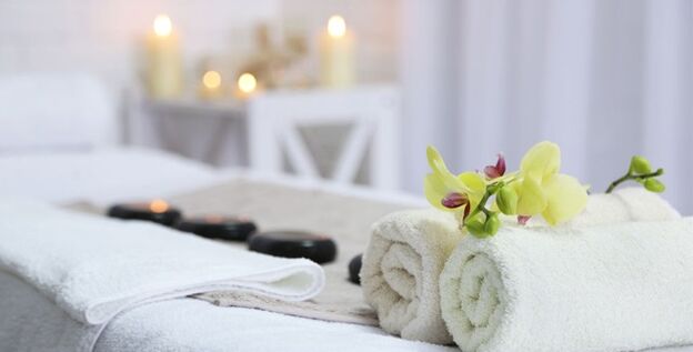 Breast isang massage massage table