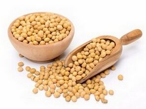 Soybeans para sa paggawa ng isang masustansyang pampaganda ng dibdib